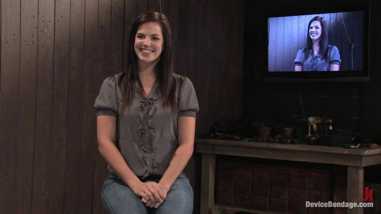 Device Bondage by Kink: Bobbi starr anales eindringen