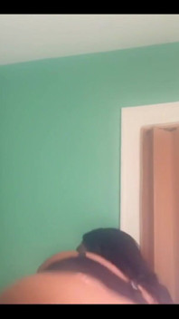 Who Thinks I’m Having Sex or Not in This Video?