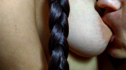 Nipple Stock: Succhiare capezzoli succosi