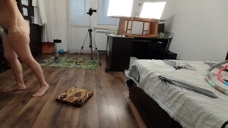 Mirsur: Sexy Esposa Entrenamiento En Casa Desnuda