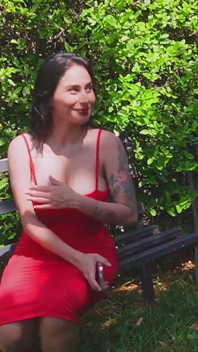 Dejte mi víc peněz a mě bez kondomu! Sexy Kolumbijka Ukázala Prsa Na Veřejnosti Jeniferplay