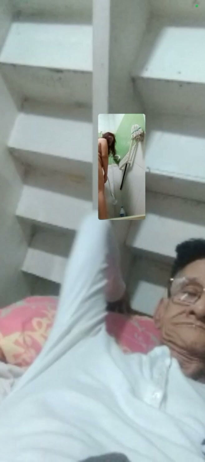 amadorrivera: Panggilan seks video kepada isteri saya dia minta saya untuk...