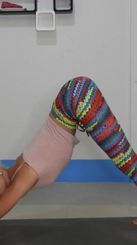 Do You Lke Yoga Girls? and Yoga Pants Ass?