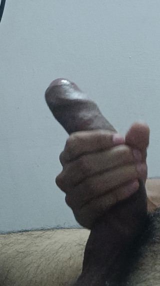 slayboy69: Un garçon sexy chevauche sa bite pendant très longtemps en...