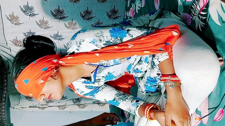 Rakul008: आंखों पर पट्टी बांधकर खेल। सौतेले भाई ने स्वाद के खेल के साथ मुझे बरगलाया, लेकिन कुछ गलत. बहकाने के बाद मैं दूध चाहती हूं और वह मुझे दे देता है