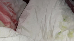 Lesbian-illusion: हमारी सौतेली मम्मी सेक्स के दौरान हमारी चीखों से जाग गई और चुपके से हमारे साथ जुड़ गई