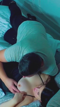 Morning Pussy Eating Pleasure