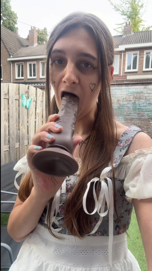 jessiesissyadventures: Can I Be Ur Slutty Sissy GF?