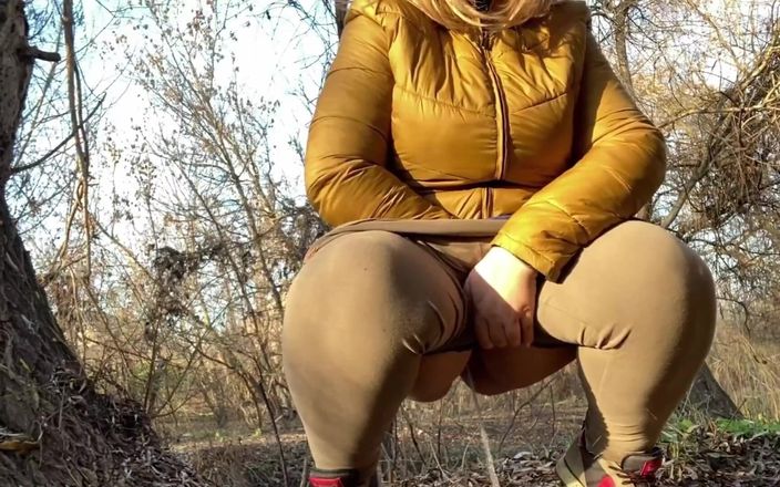 OurFetishLife: Водний світ зрілої свекрухи