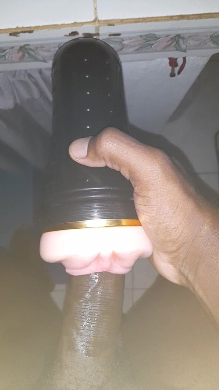 Black guy: Melancap S10 E5