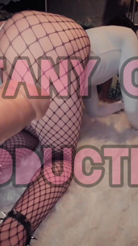 Gadis pantat bahenol ini lagi asik seks anal pakai dildo tiffany ciskiss xl