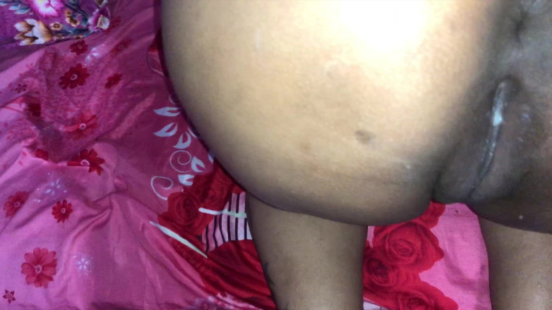 Lustybaby605: Làm tình vào đêm đầu tiên của tháng 12