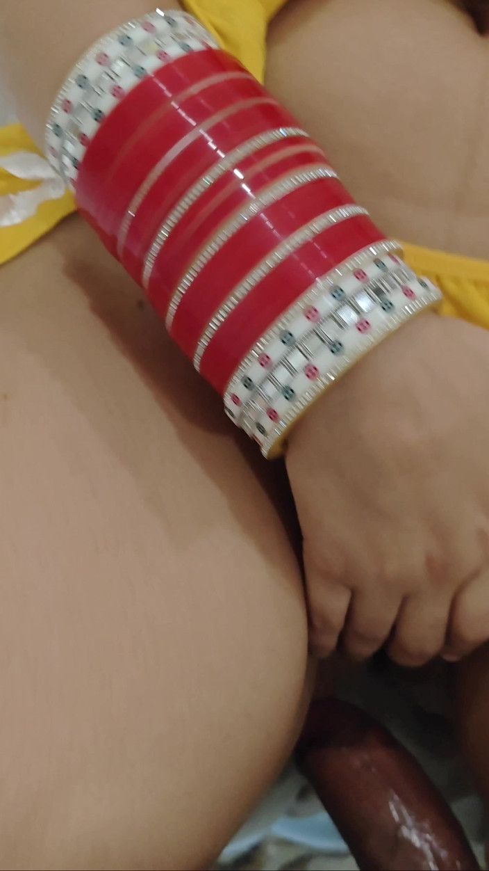sexy_sunitaShowtime: デシ・インディアン・ホット・バービー・コ・デヴァル・ネ・チョダ パート2
