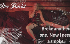 Alice Harlot: Kouření po BDSM relaci