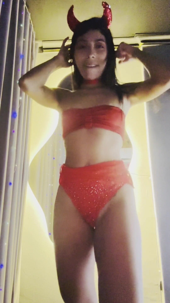 Vika_Sexting: Электрические губы