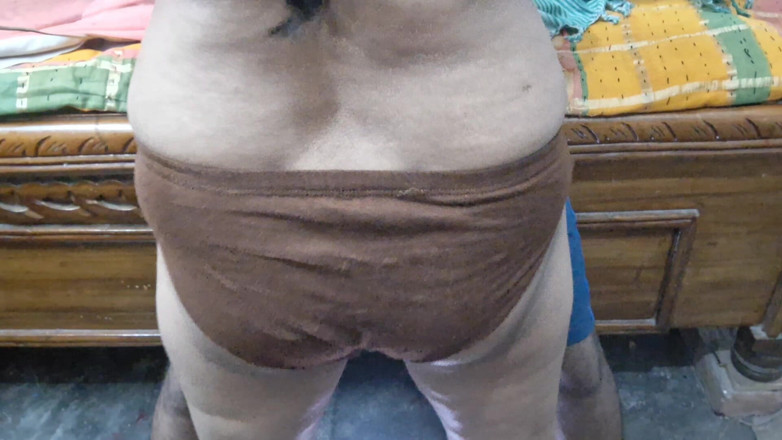 Busty Banuu: Heetste vrouw geneukt met sexy man, diep in de keel...