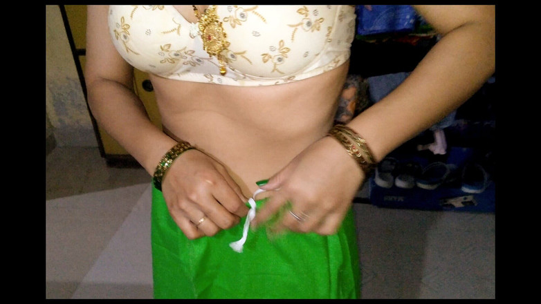 Shima kumari44: Villageoise desi indienne, chatte étroite, première baise, porno X indien, bhabhi...