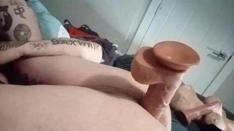 Cdubzdik: Luând vibratoare adânc
