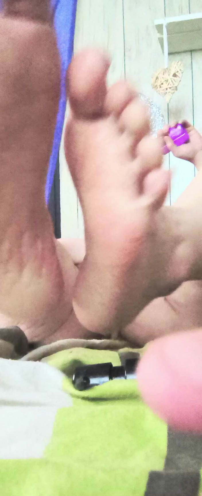 HerculesnVENUS: Pocieranie stóp dostało napalonej suki cumming