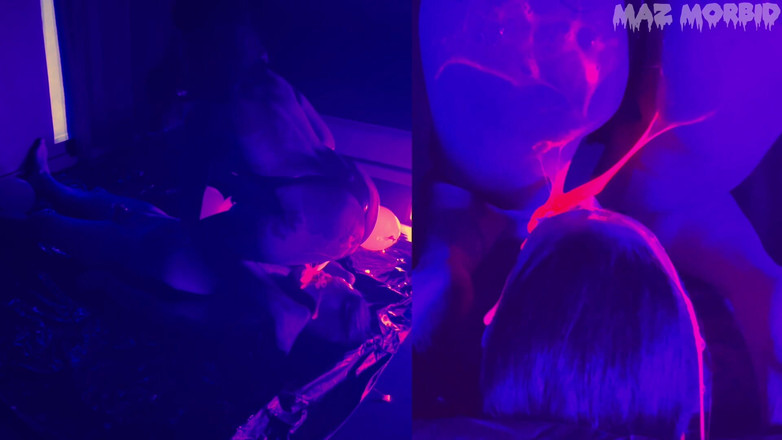 KinkyFemdomTV: Uv balloon xuất hiện và ngồi lên mặt ft bà...