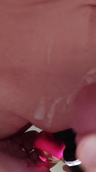 Corabitch Cum on the Pussy