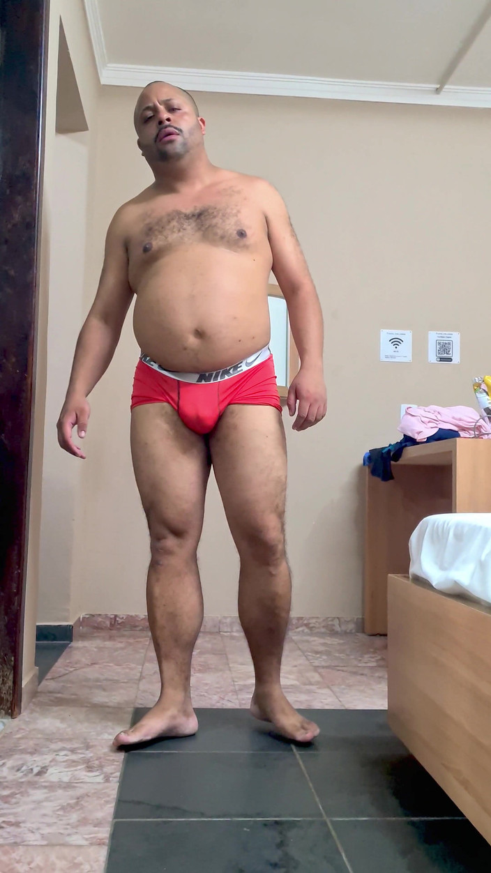 Punchbagplz: Bearzinho Black - bakış açısı topuk deneyimi