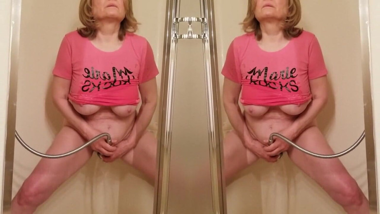 MarieRocks: Horny grandma is 66 and still rockin' the shower