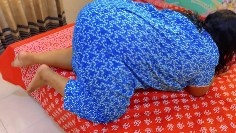 Aria Mia: Marokkanisches heißes zimmermädchen mit riesigem arsch, show vor chef und...