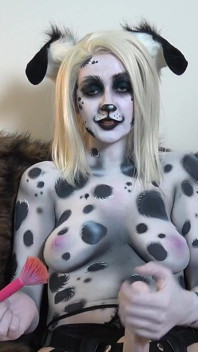 Dalmatinisches bodypaint-dominanz-erlebnis