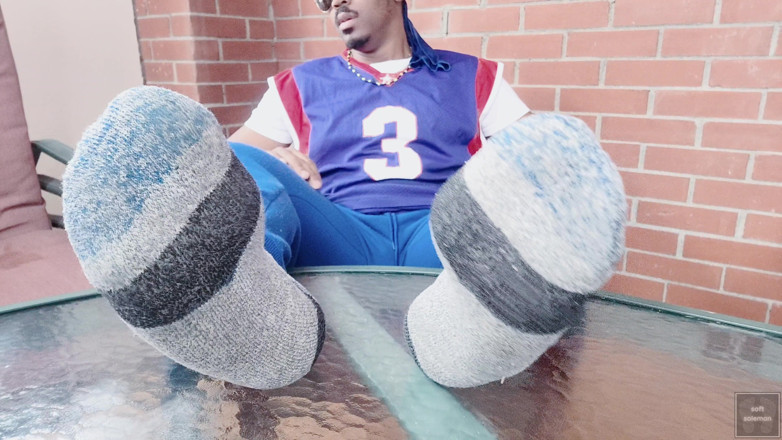 Soft Soleman: I Touch and Show My Male Feet in the Solarium (2025)