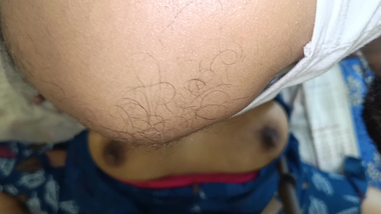Apple baby: Memek ibu-ibu hot ini dientot habis-habisan sampai matanya habis-habisan