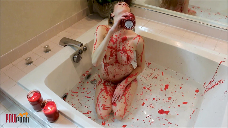 PNW Porn: ホットワックスでホットタブ