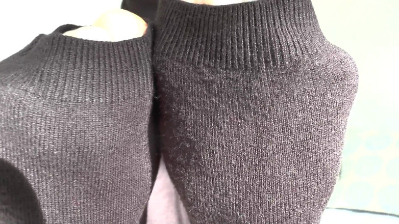 Lady Victoria Valente: 1 hari sebelum pertemuan tabu pernikahanmu - crot di sweaterku, lady...