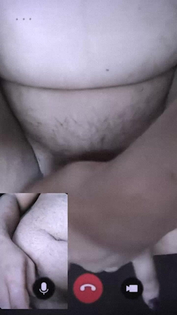 YoursAnanya: Videohovor indické manželky s manželem