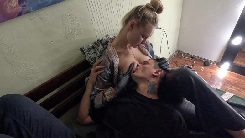 HotPrincessUA: Vím, co chceš, vždy tě nakrmím svými prsy
