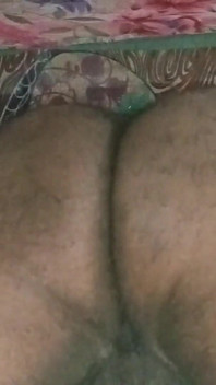 Yangzi Ki Gand Uske Bade Bhai Ne Mari or Chut Ko Chata