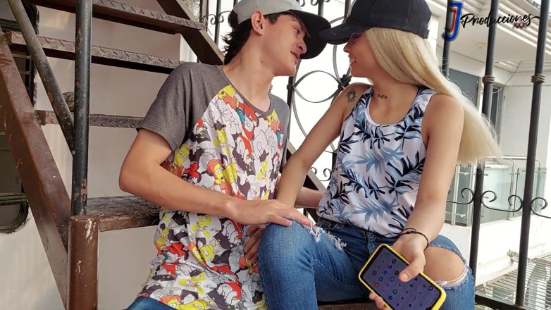 RASHEELHILLS: Con điếm của chị kế của tôi bị nứng khi cô ấy...