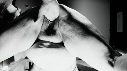 SexyNEBBW: Empat jari dan memek basah (b&w)