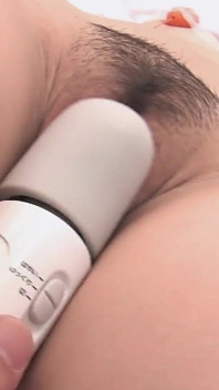 Japanese Babes Scene 2 สาวญี่ปุ่นหุ่นดีนมใหญ่ช่วยตัวเองก่อน แล้วโดนแตกคาป่าหี