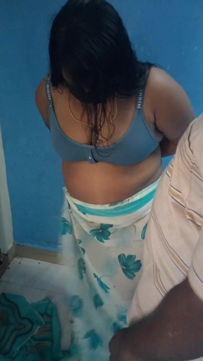 Benita sweety: Muslim Stepaunty Hot Sex with Young Boy