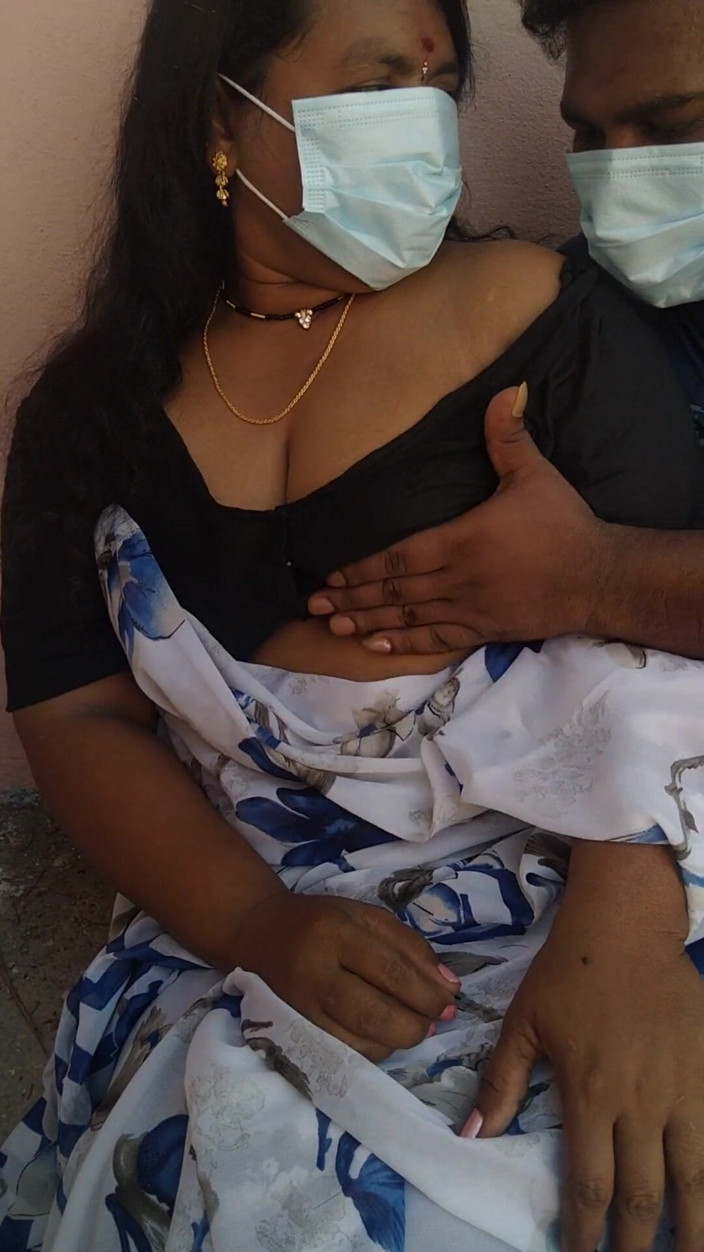 Benita sweety: Tamilischer desi-sari-sex im freien mit stiefbruer