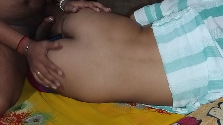 Priya Sena: Eerste keer
