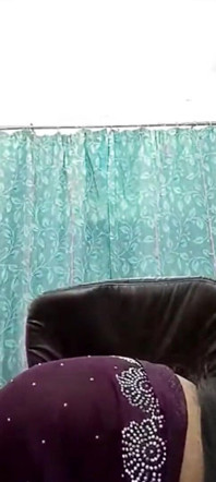 Girlfriend Shows And Presses Her Boobs On Video Call