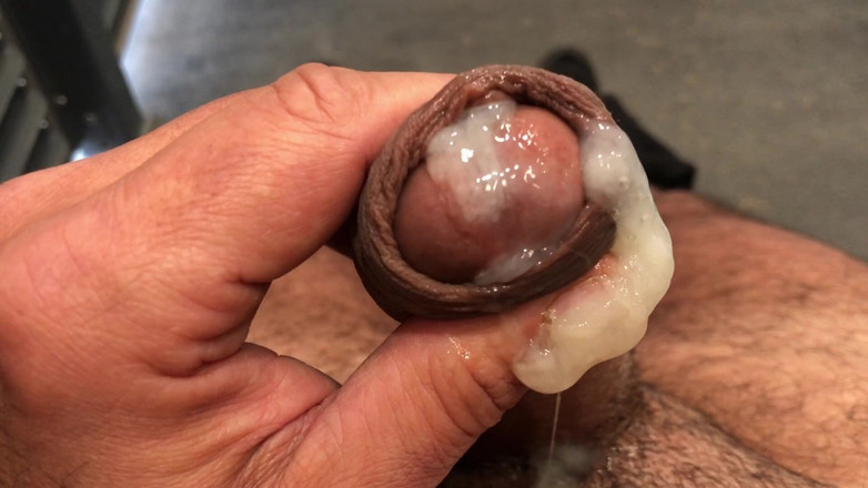 Sessolino69: 有史以来最流白浆的射精!!