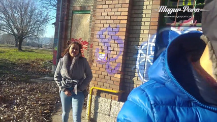 Mugur's World: Грудаста краля Хайді Ван збуджена отримує чудовий кремпай з mugurporn на відкритому повітрі