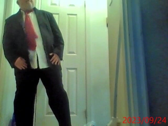 Sexy open bad boy: Striptease