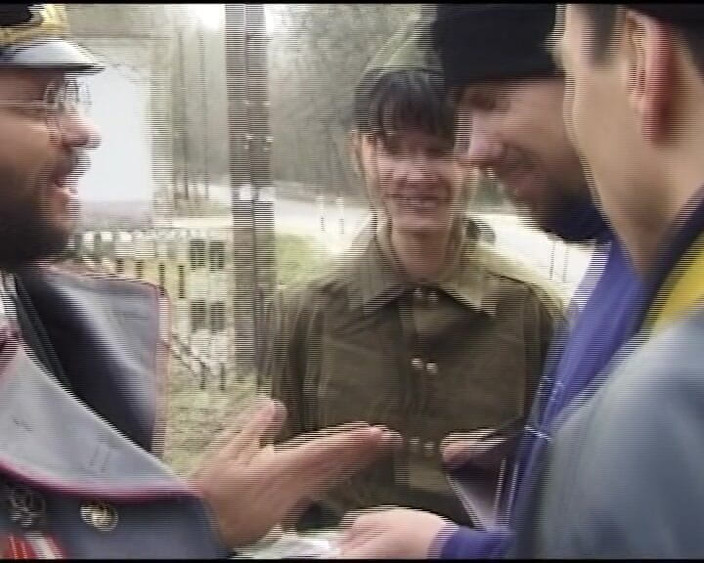 German Amateur Videos: Niemieckie solidery wysysające kilka kogutów na zewnątrz