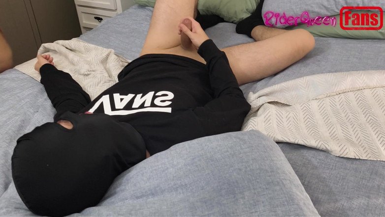 Riderqueen: BBW MILF with a Desire for Pussy Rubbing - Video for...