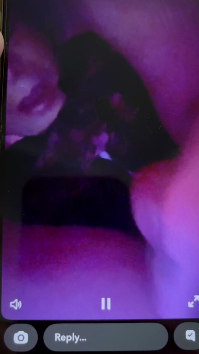 Face on (Sissy sluts sex space) Face on (Sissy sluts sex space)
