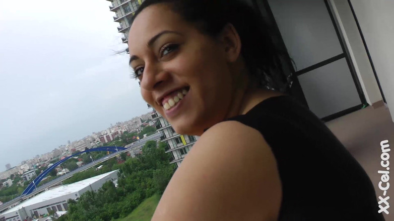 XX-Cel: Europeană țâțoasă Amanda Torres se bucură de lins și supt de sfârcuri într-un...
